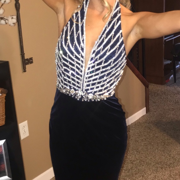 Prom Dress - Picture 3 of 4